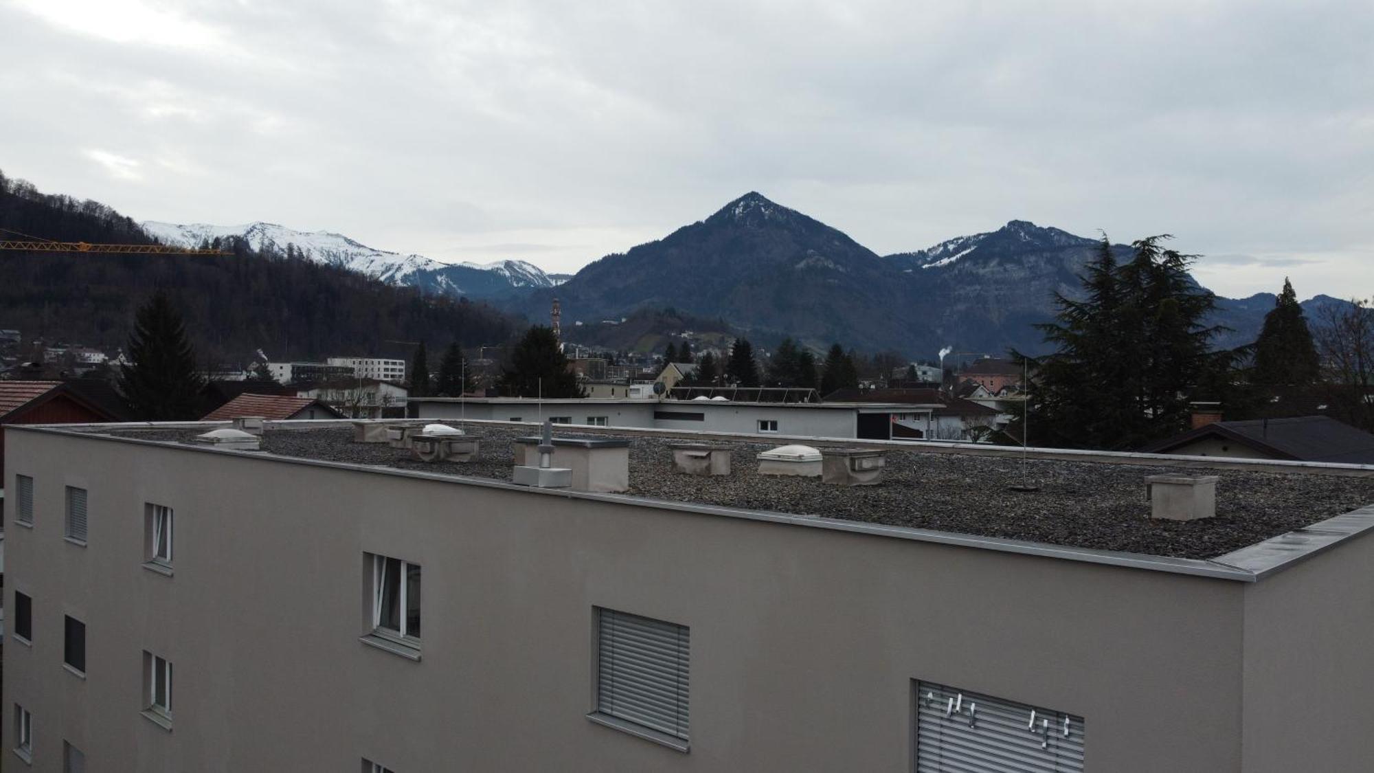 Apartment Crown Living - Fuer 2 Personen - Sitzplatz Auf Der Terrasse - Kostenloser Parkplatz - Self Check-in Dornbirn